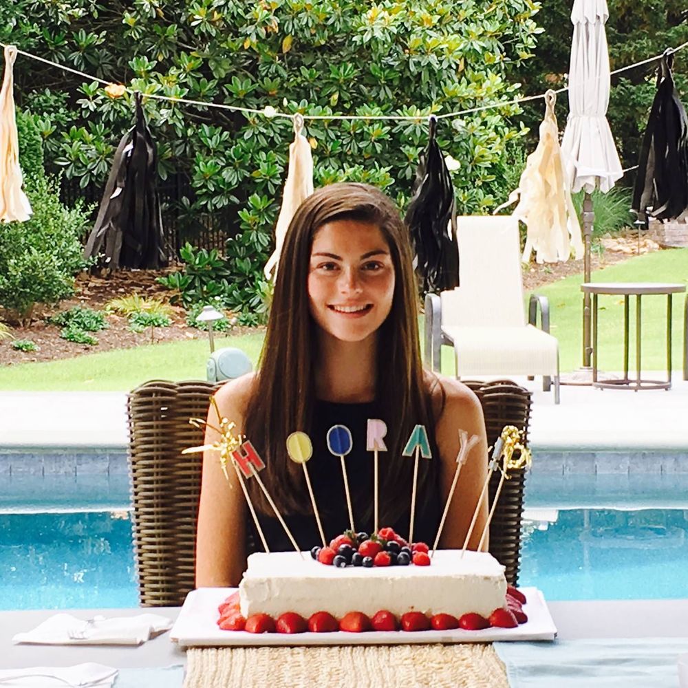 Meet your Posher, Caroline